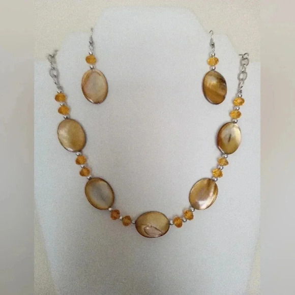Necklace with Matching Earrings Set‎ Fashion Jewelry Never Worn - Picture 2 of 6